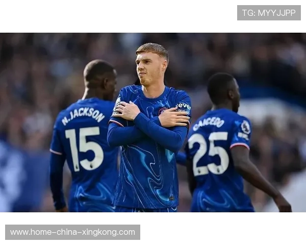 切尔西帕尔默任意球制造致命机会