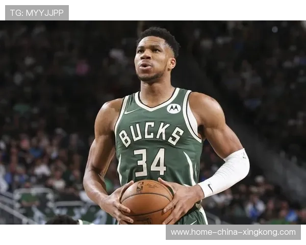 字母哥封盖+补篮,雄鹿防守反击成杀手锏 字母哥封盖+补篮,雄鹿防守反击成杀手锏