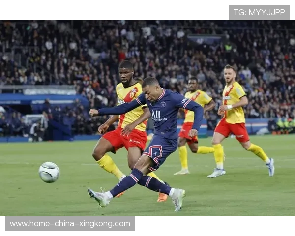 法甲巴黎增加整体推进速度,场面高度集中